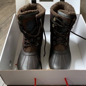 Men’s Pajar Lined Winter Boots.  Size 9 - 9.5 (US) Brown Leather with lining